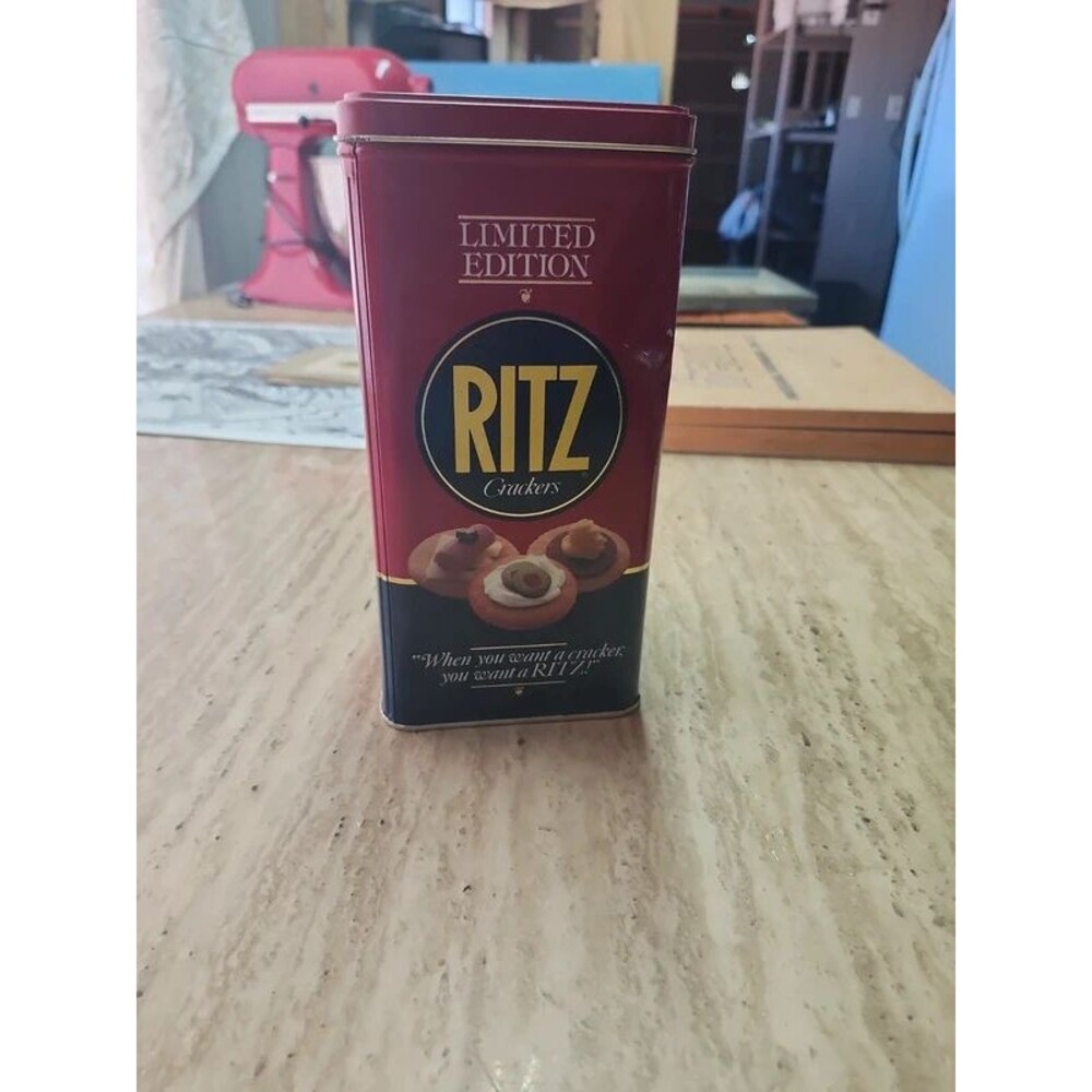 Ritz cracker collectors tin